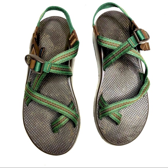 best chacos for hiking and water